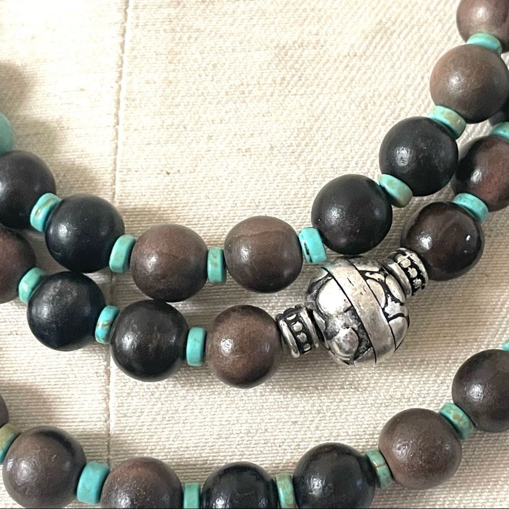 Coldwater creek triple strand wood bead and turquoise necklace - Picture 9 of 10